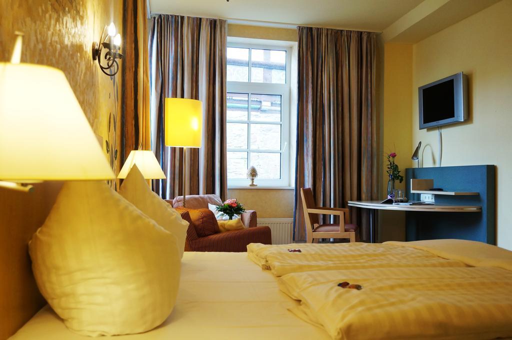 Hotel Goldener Anker Bodenwerder Room photo