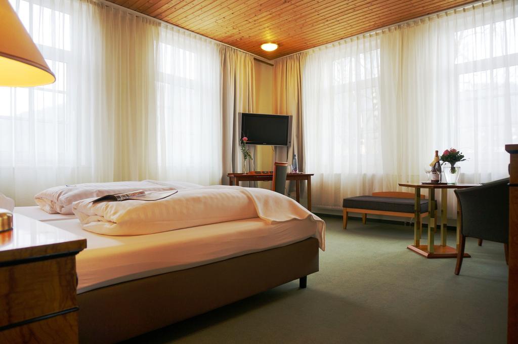 Hotel Goldener Anker Bodenwerder Room photo