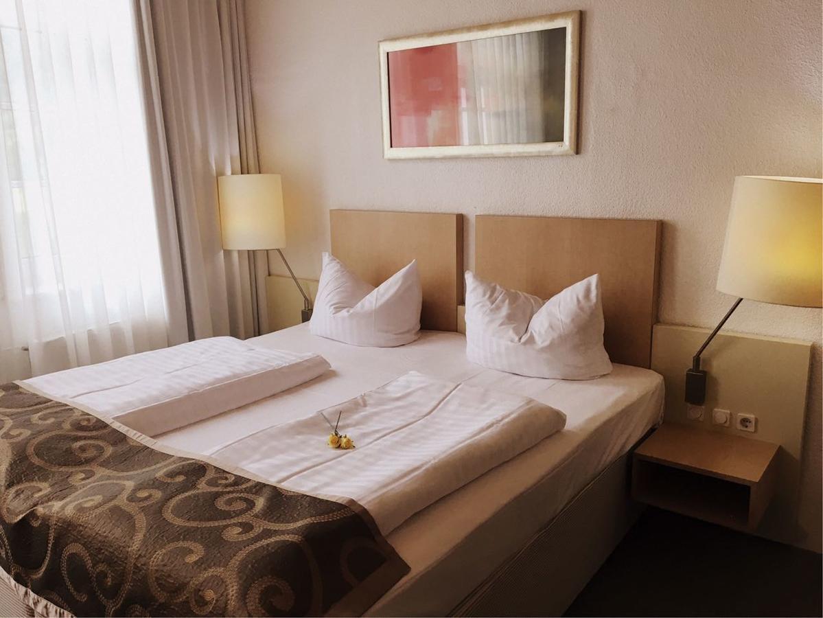 Hotel Goldener Anker Bodenwerder Exterior photo